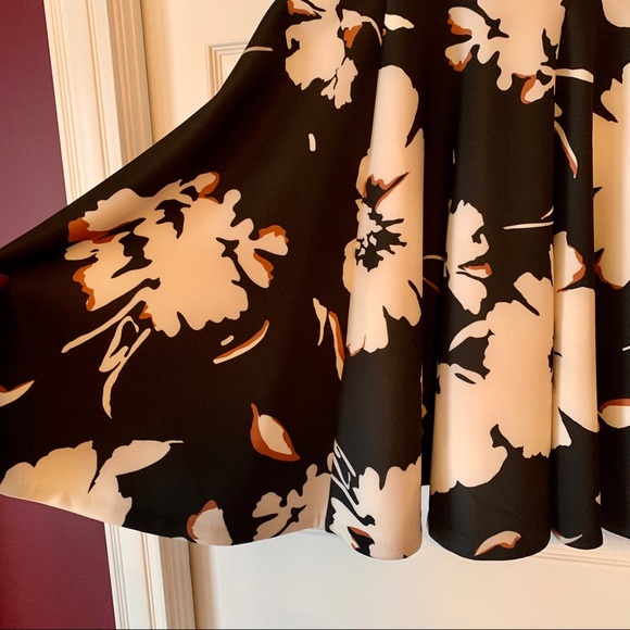 Maeve // Anthropologie Amory Black Floral Dress, size small / US 2 - Picture 4 of 6